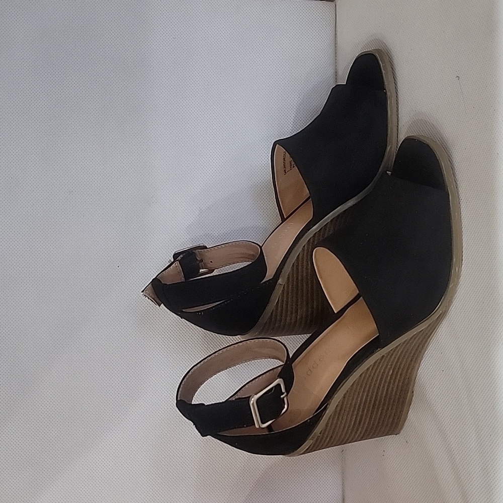 MADDEN GIRL BLACK 3-1/2" WEDGE HEEL‎ SANDALS SHOES (sz 7)